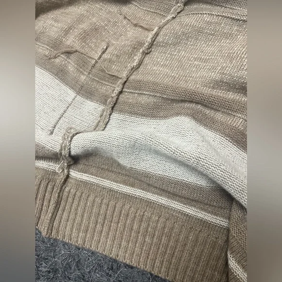 Y2k Long Striped Cardigan with Pockets! - Picture 9 of 15